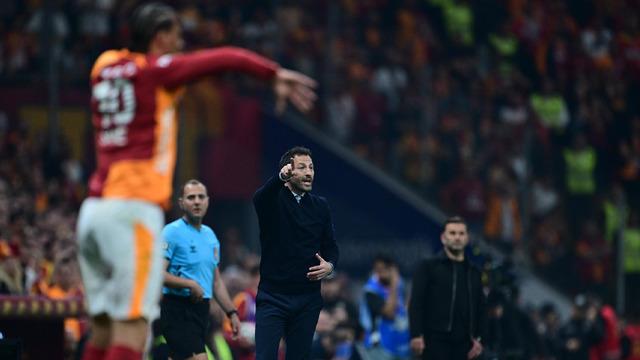 Tedesco’dan Derbi Sonrası Çarpıcı İtiraf: “Rakibimiz Çok İyiydi, Kabul Etmeliyiz