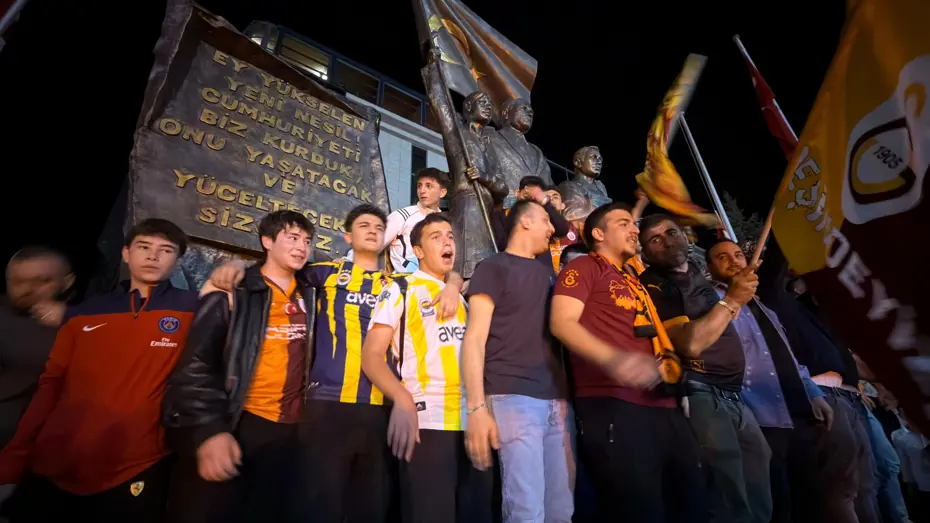 Fenerbahçe Galatasaray kutlama